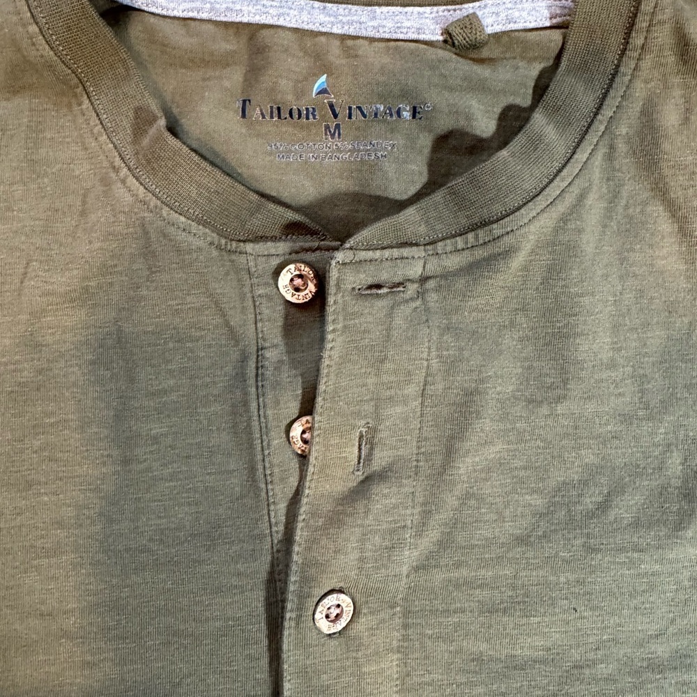 Tailor Vintage olive green men’s Henley T Shirt size medium - Picture 4 of 8